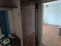 Сдам двухкомнатную квартиру на длительный срок.